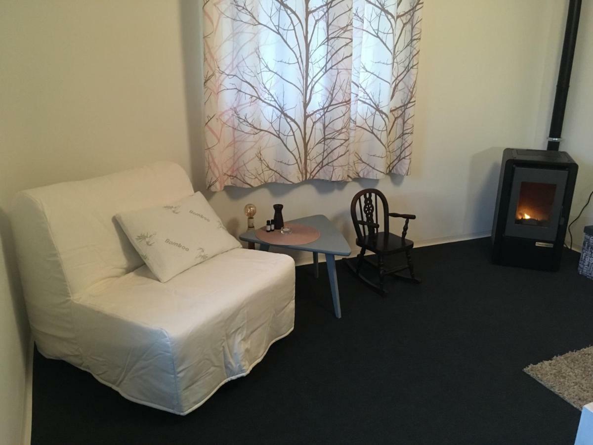 Studio Apartment Lost Ogulin Exterior foto